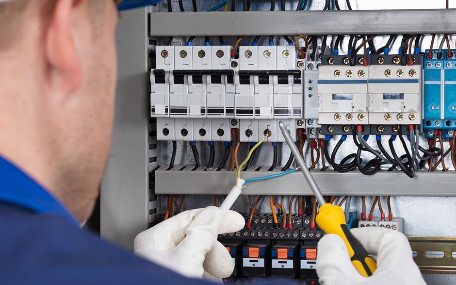 taux horaire électricien Fontenay-le-Fleury